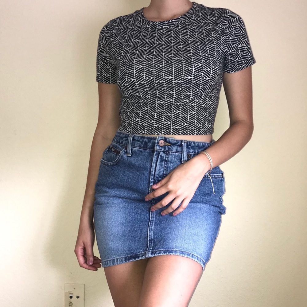 Highneck Crop Top
